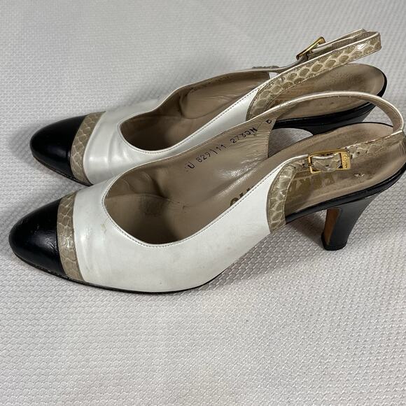 Vintage Salvatore Ferragamo White and Black Slingback Heels. Size 5 B - Picture 8 of 13